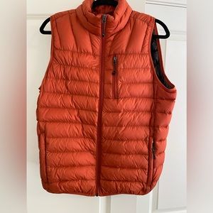 Hawks & Co Performance Vest. Orange. Medium